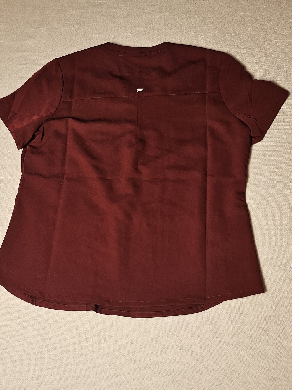 Fabletics women's‎ activewear scrub top Size Large Burgandy - Picture 2 of 3